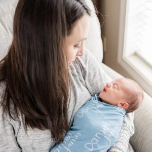 Personalized Baby Swaddle Blanket Set / Newborn Beanie Knotted Hat / Baby Shower Gift / Custom Print Name