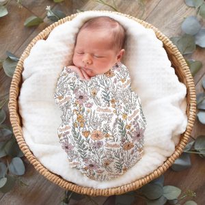 Custom Wildflowers Swaddle, Flower Baby Name Blanket, Personalized Baby Girl Floral Swaddle, New Mom Gift, Newborn Baby Shower Gift