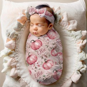 Personalized Pumpkin Baby Girl Swaddle, Cute Pink Pumpkin Design, Fall Baby Girl, Baby Shower New Mom Gift, Girly Autumn Vibe