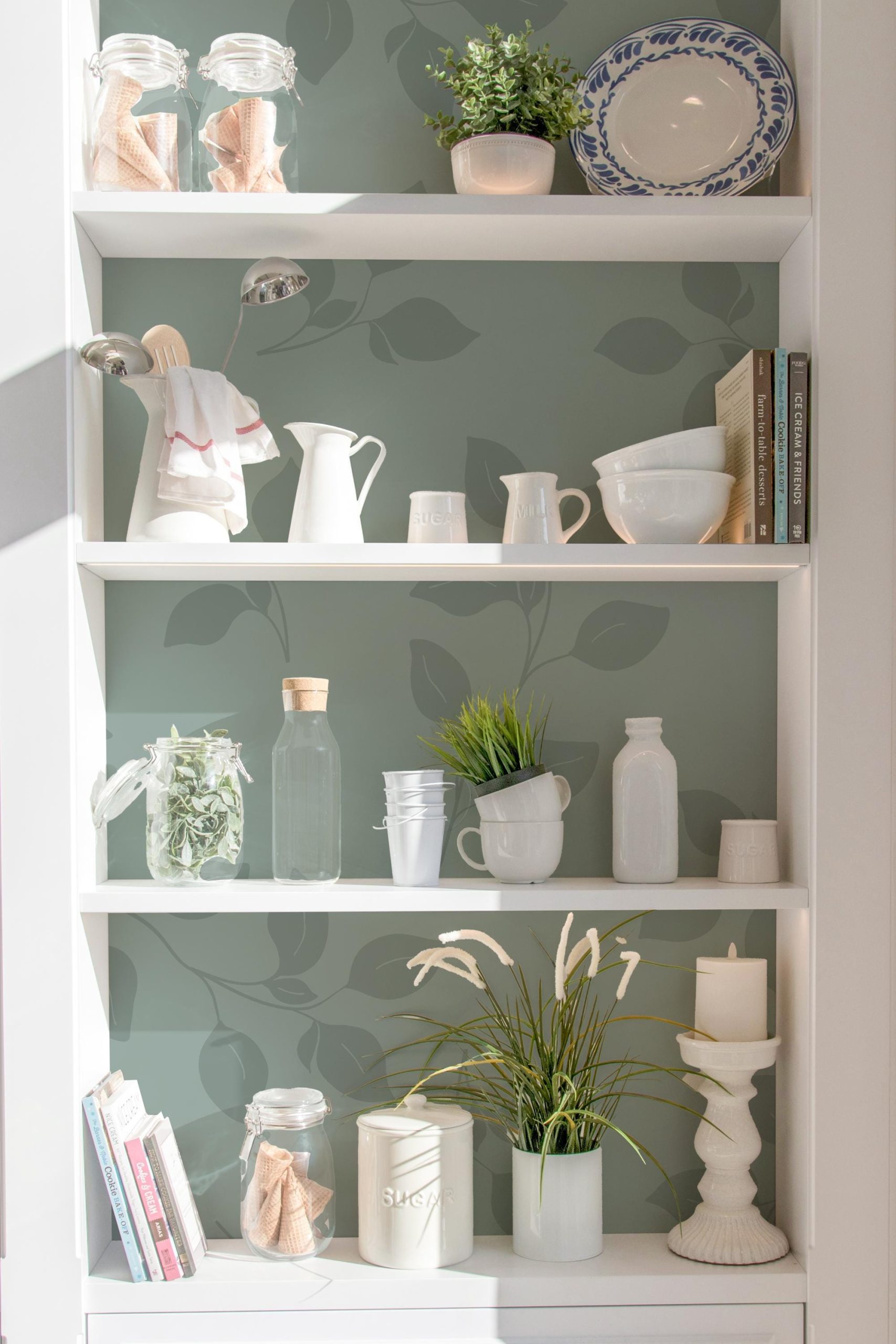 Sage Green Leaves Wallpaper, Large Scale Pattern, Pressed Leaf Garden, Accent Wall for Entry, Bedroom, Kitchen, Bathroom - Image 8